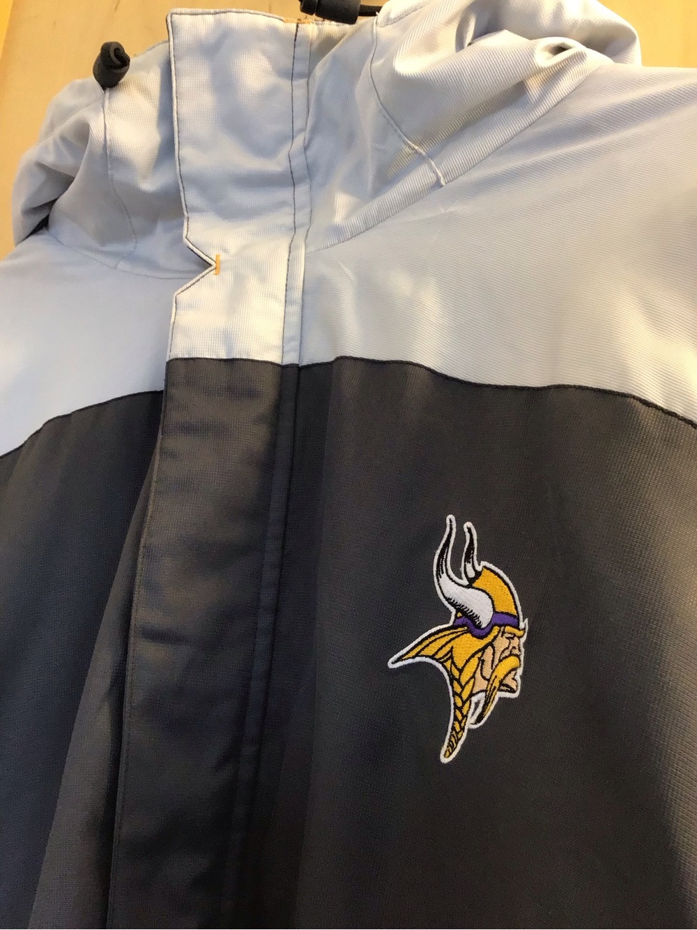 REEBOK NFL Team Apparel Men’s Fleece-Lined Windbreaker Jacket, size XL